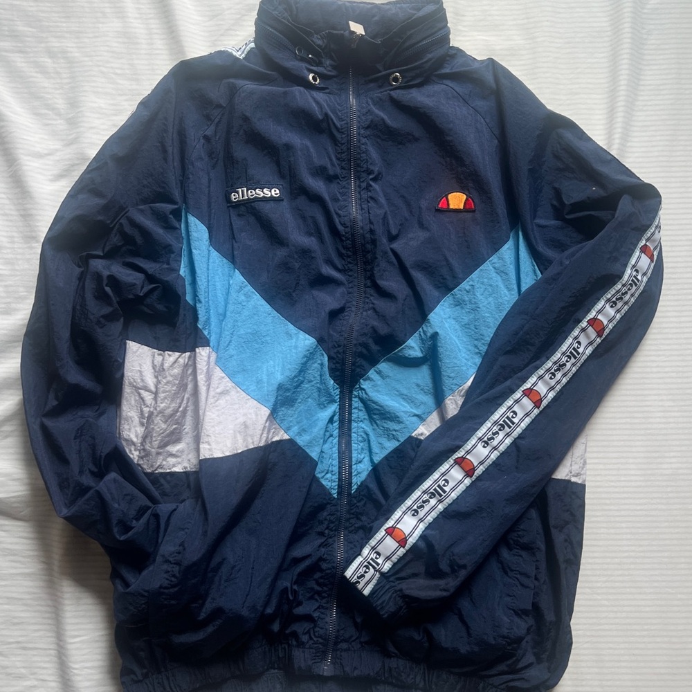 Ellesse Windbreaker Size Large